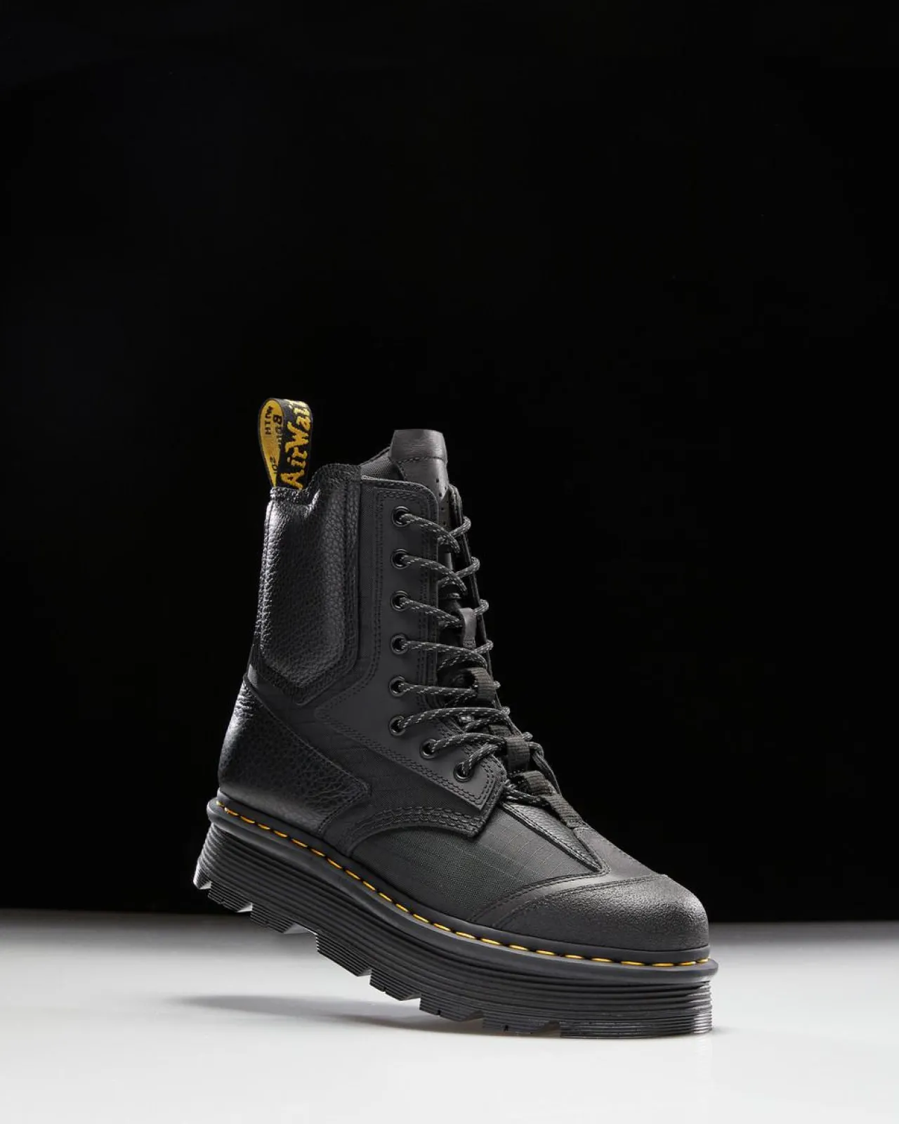 Dr. Martens 1460 Beta Zebzag Laarzen^ Platform Laarzen|Enkellaarzen