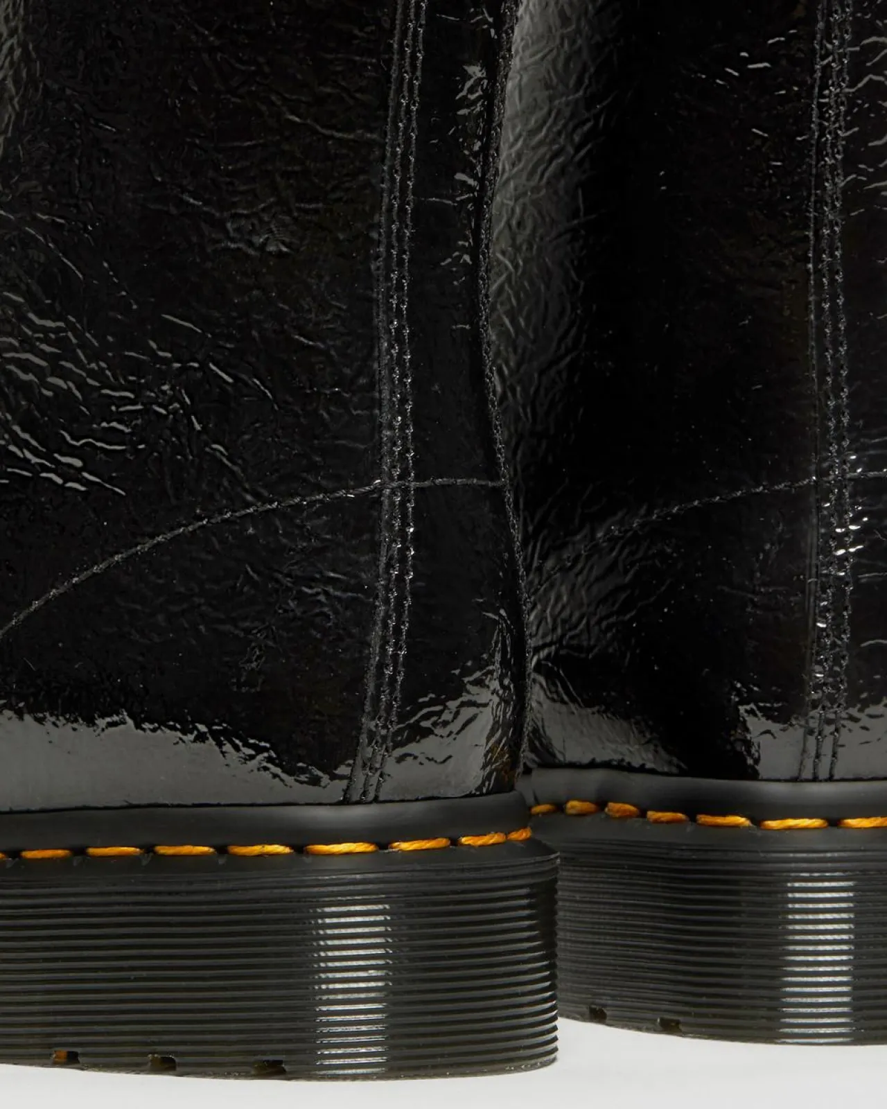Dr. Martens 1460 Distressed Lakleren Laarzen^WOMENS Veterlaarzen