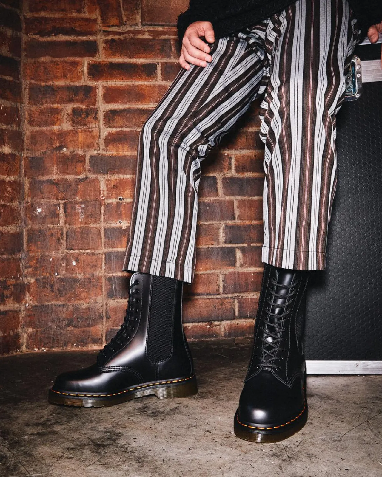 Dr. Martens 1490 HARPER EN LAARZEN^GIFTS Laarzen|Hoge Laarzen