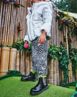 Dr. Martens 2976 Leonore T Zwart Lakleer^ Sale Voor Kinderen