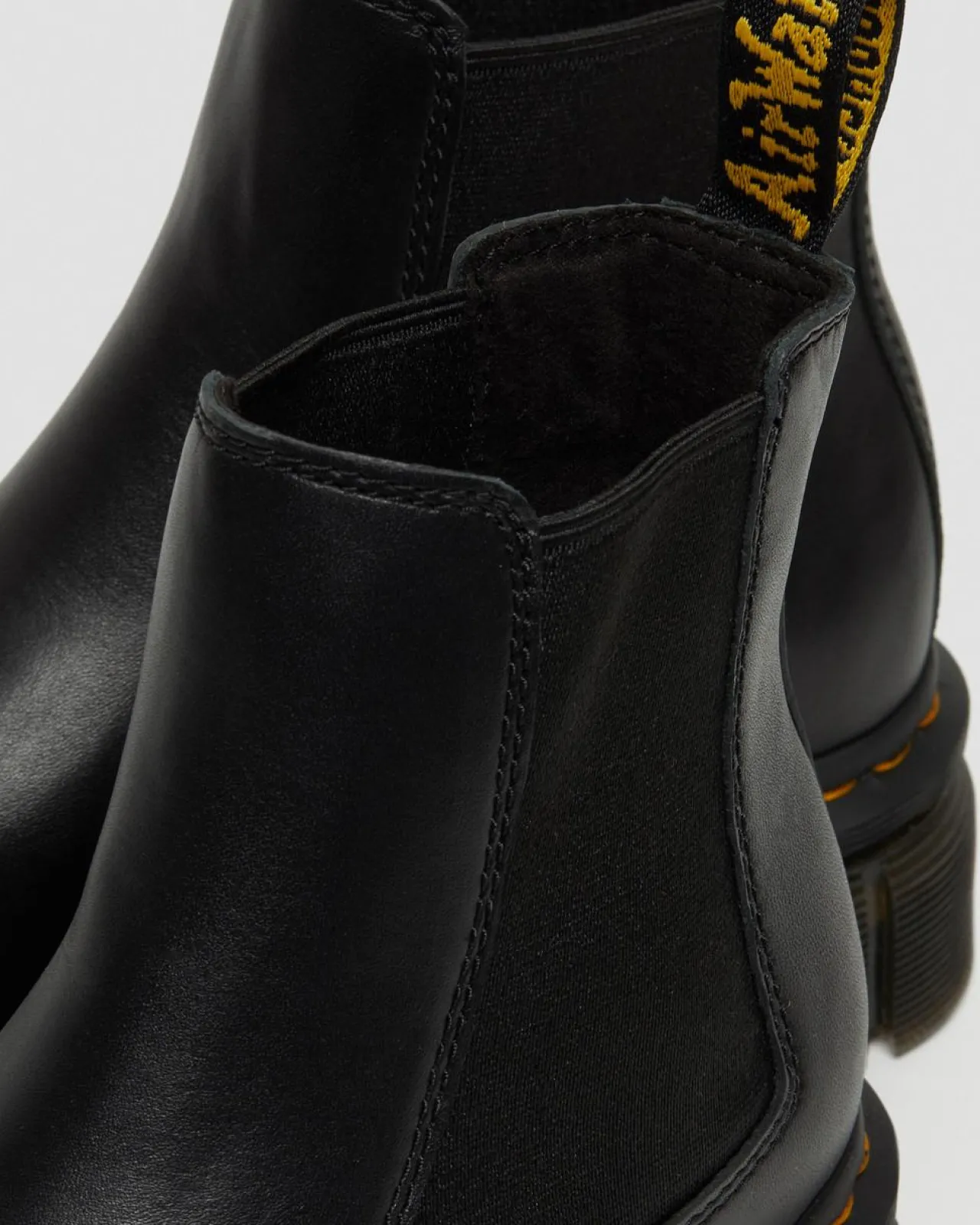 Dr. Martens Audrick Nappa Lux Leren Platform Chelsea Boots^GIFTS Platform Laarzen|Enkellaarzen