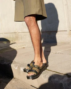Dr. Martens Ayce Logo Gemalen Leren Platform Slippers met Band^UNISEX Sandalen|Lichte Sandalen