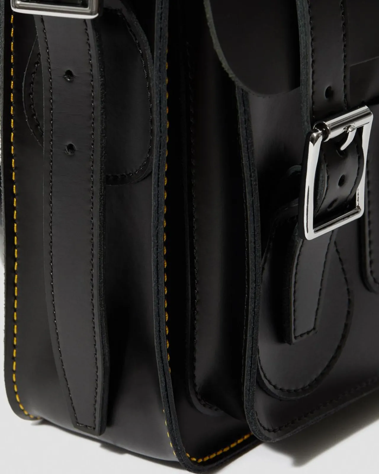 Dr. Martens 28cm Kiev Smooth Leren Boekentas^ACCESSORIES Leren Tassen|Tassen