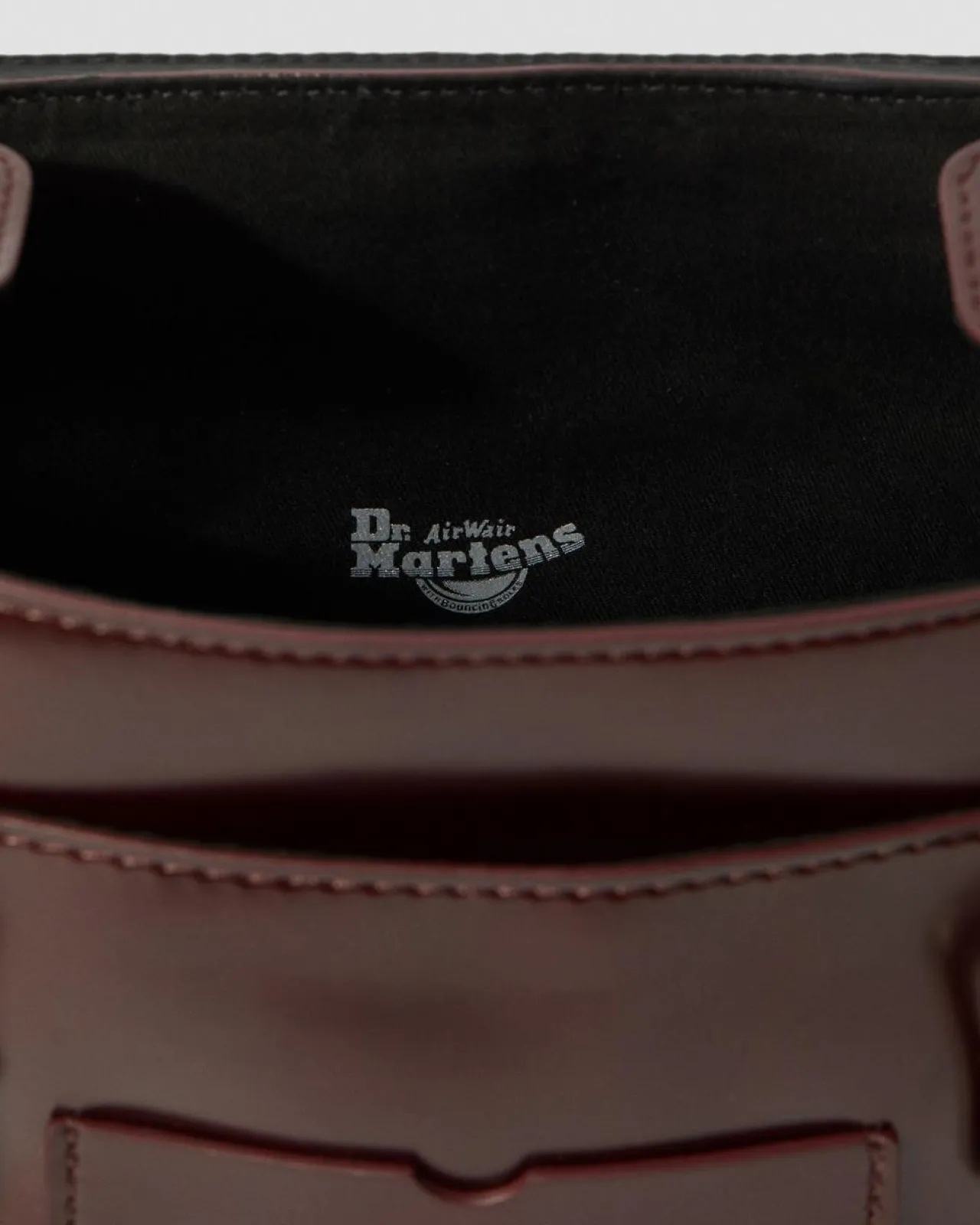 Dr. Martens 28cm Vegan Boekentas^ACCESSORIES Tassen|Vegan Tassen