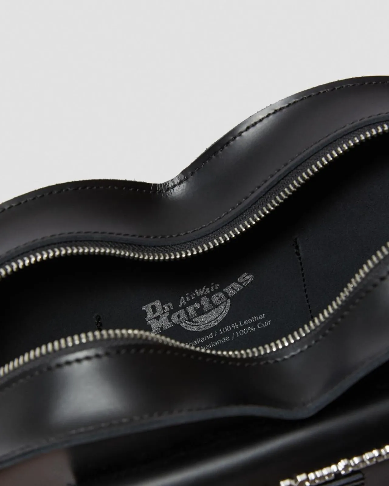 Dr. Martens Leren Hartvormige Tas^ACCESSORIES Tassen|Trending Stijlen