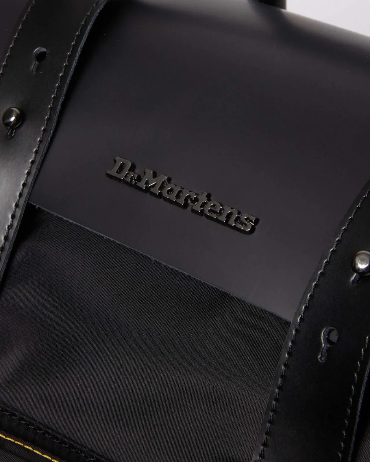 Dr. Martens LITE ALPHA INDUSTRIES LEREN & NYLON RUGZAK^UNISEX Tassen|Nieuw Binnen