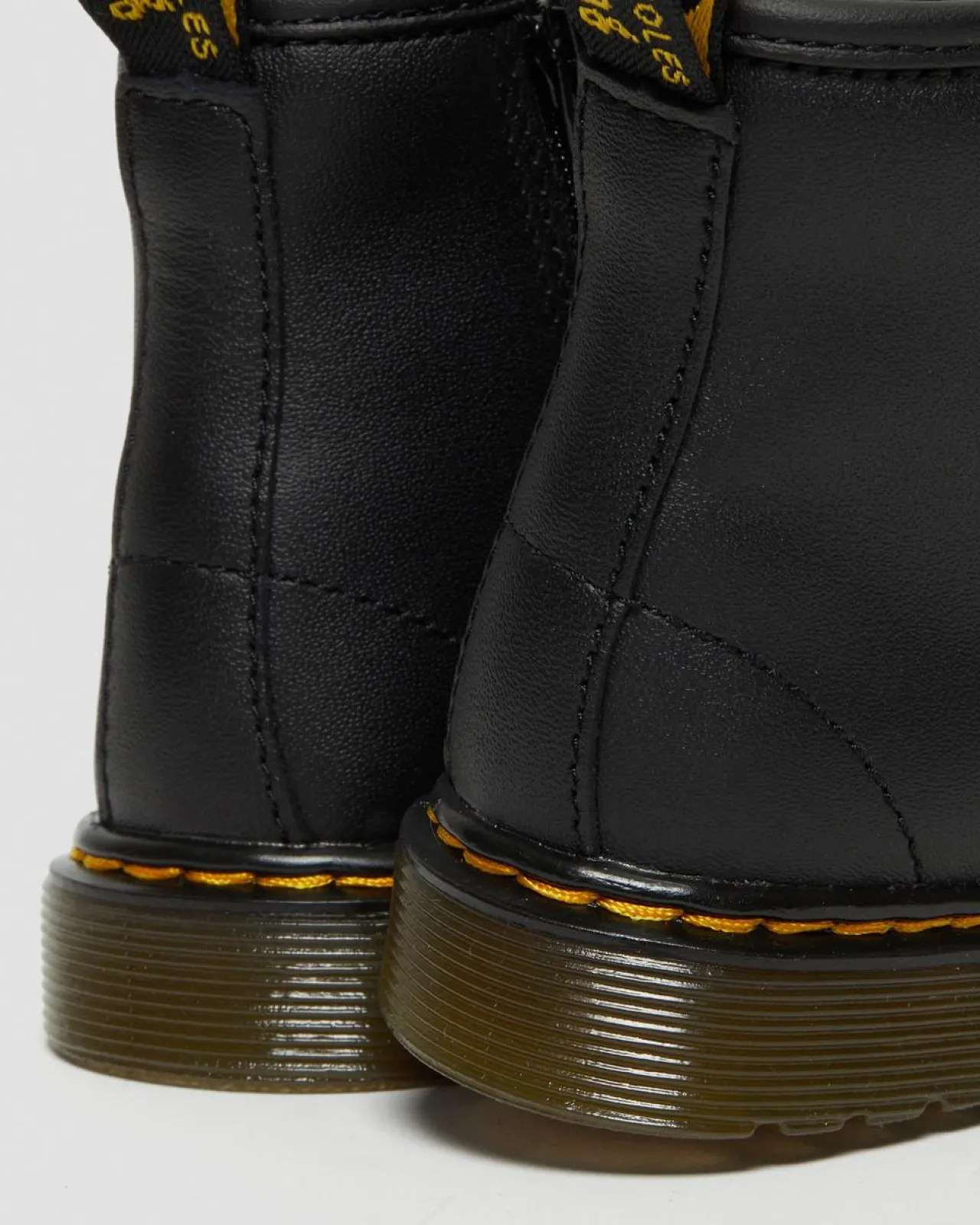 Dr. Martens Peuter 1460 Softy T Leren Veterlaarzen^KIDS Meisjes Schoolschoenen|Jongens Schoolschoenen