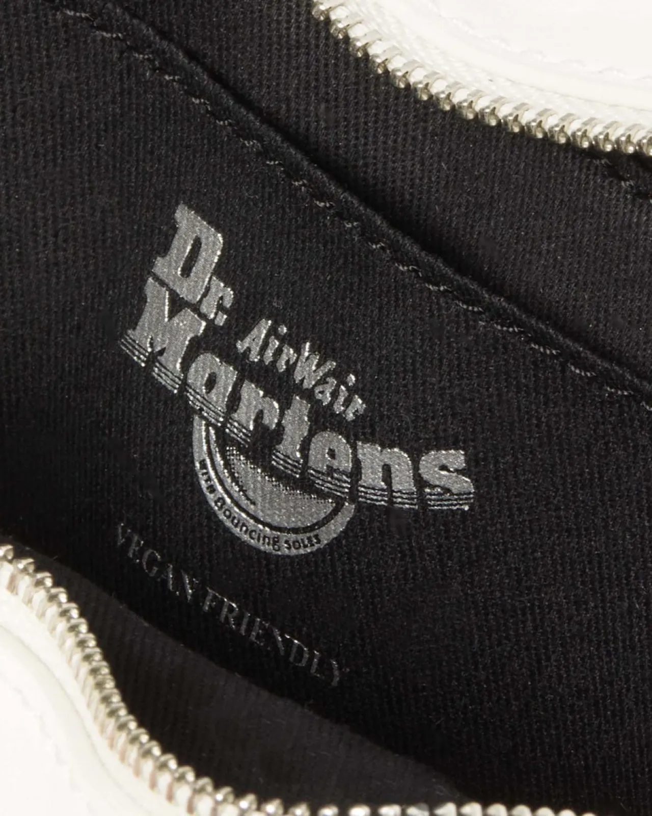 Dr. Martens Vegan Mini Hartvormige Tas^ Tassen|Nieuw Binnen
