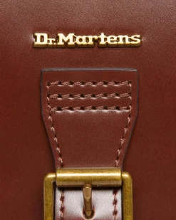 Dr. Martens Vegan Reporter VERTICALE SCHOUDERTAS in Lichtbruin^ACCESSORIES Accessoires Sale|Tassen