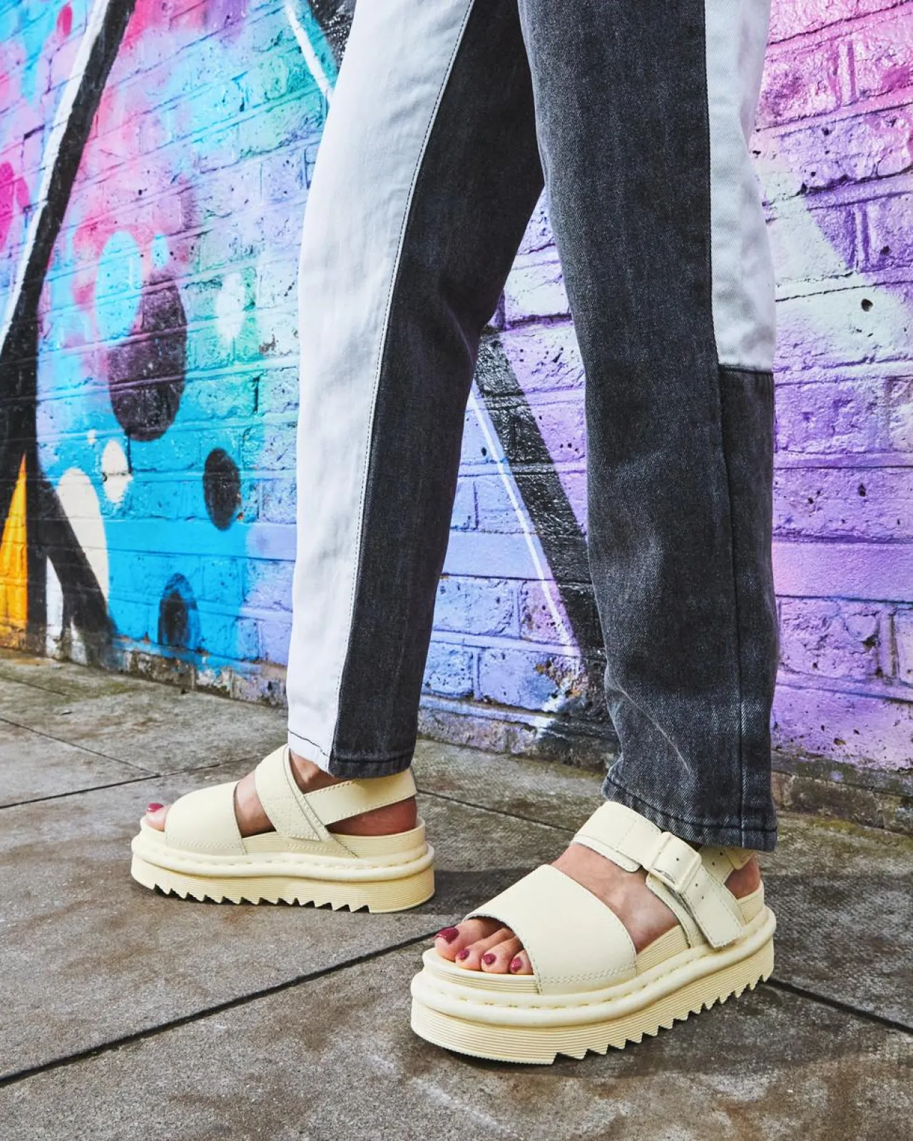 Dr. Martens Voss Hydro Leren Sandalen met Band^WOMENS Platform Sandalen|Sandalen